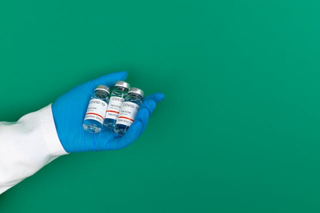 About the COVID-19 XEC Variant Symptoms, Updates